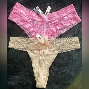 Victoria’s Secret Underwear (M)